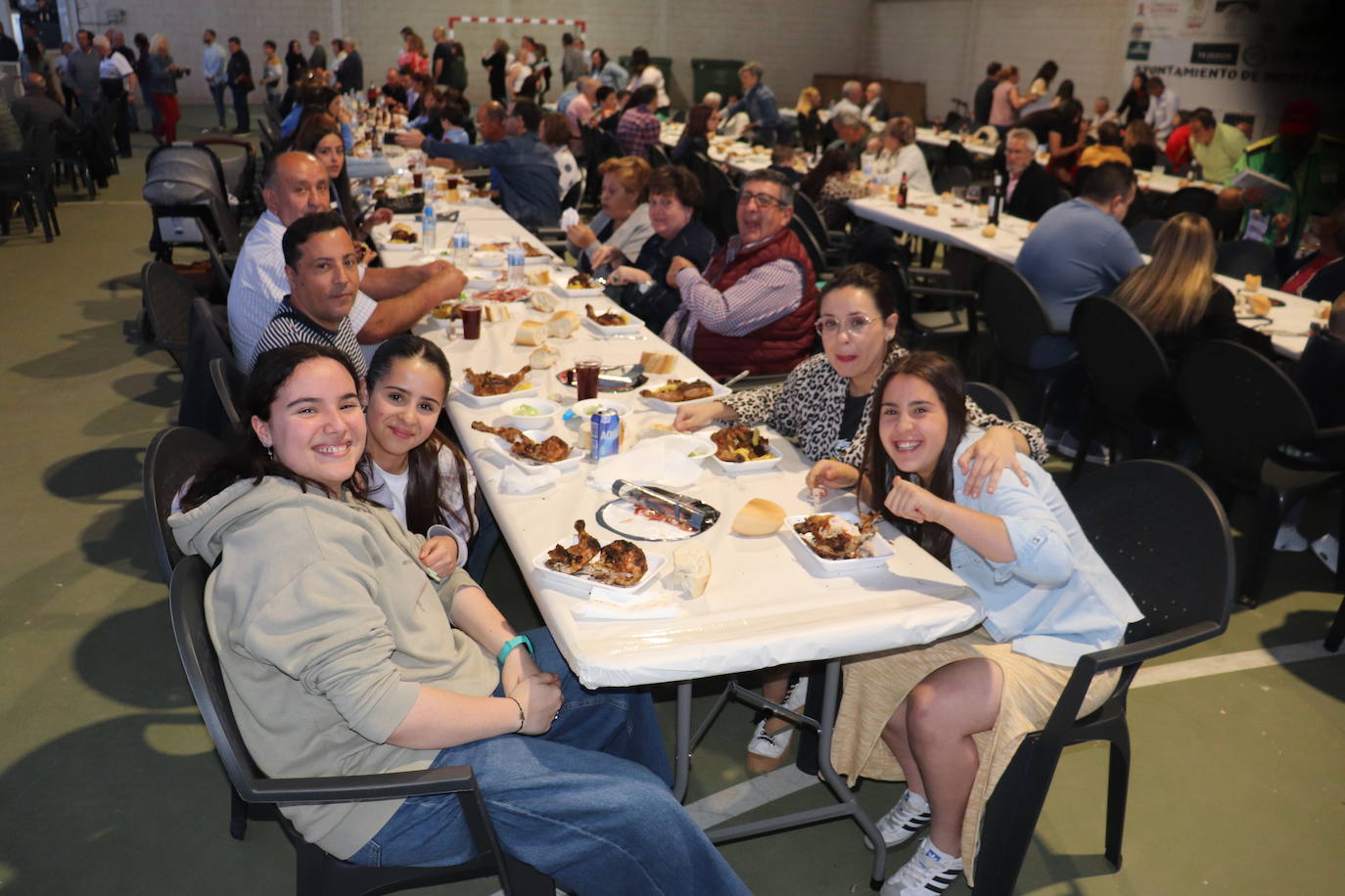 Montejo disfruta de la fiesta con buen sabor de boca