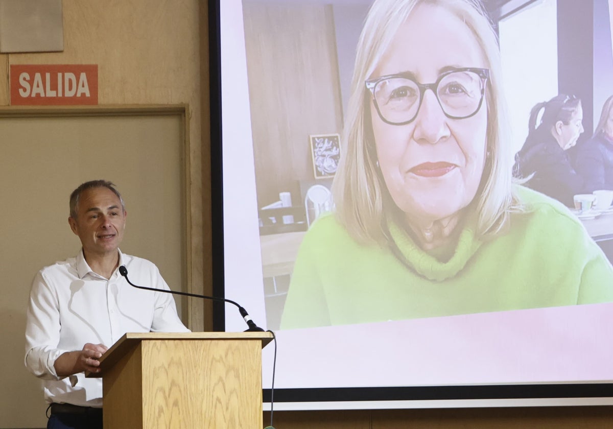 Reconocimiento emotivo de la Universidad a la profesora fallecida Pilar Jiménez Tello