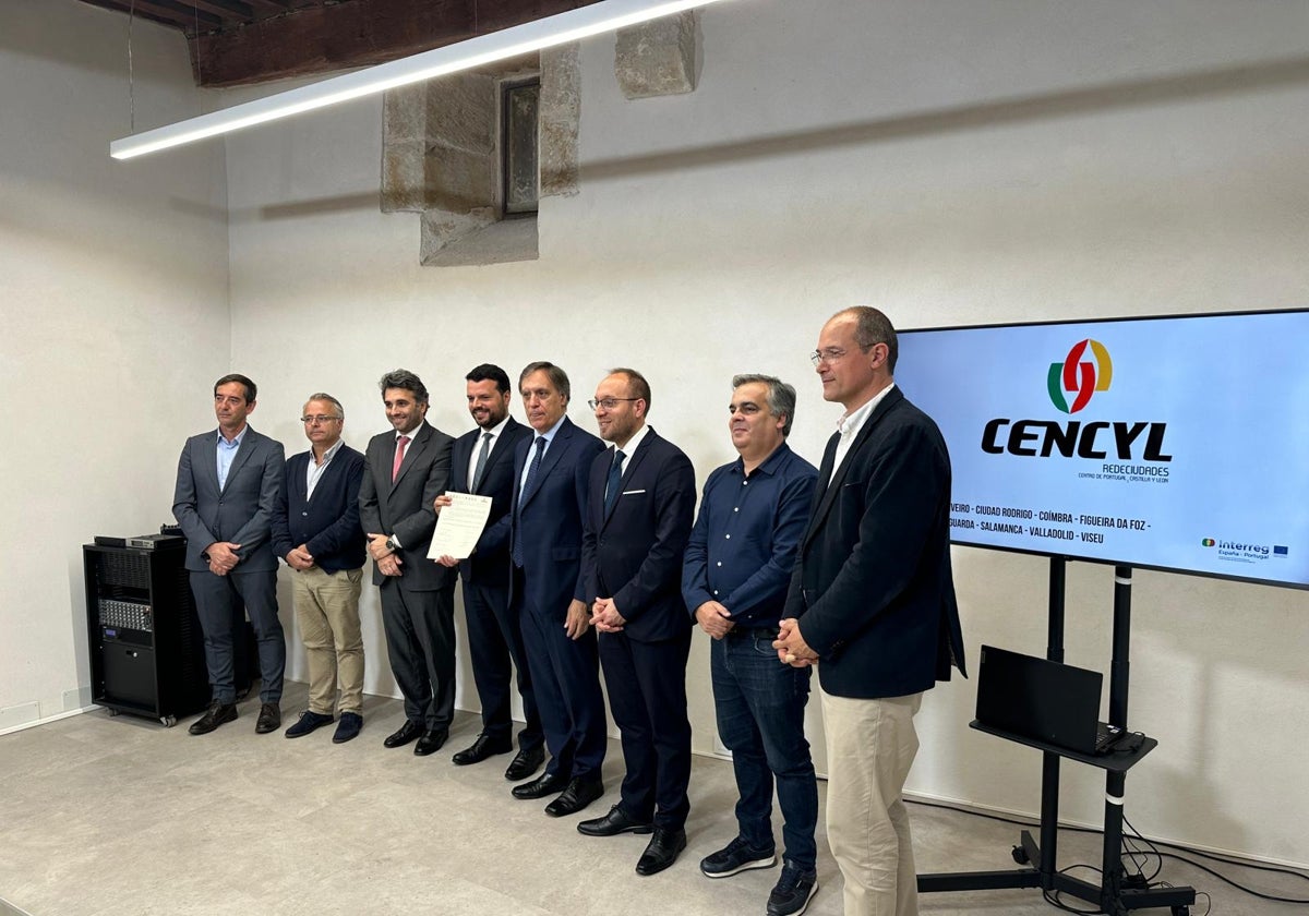 Firma del convenio de las ciudades de la Red Cencyl.