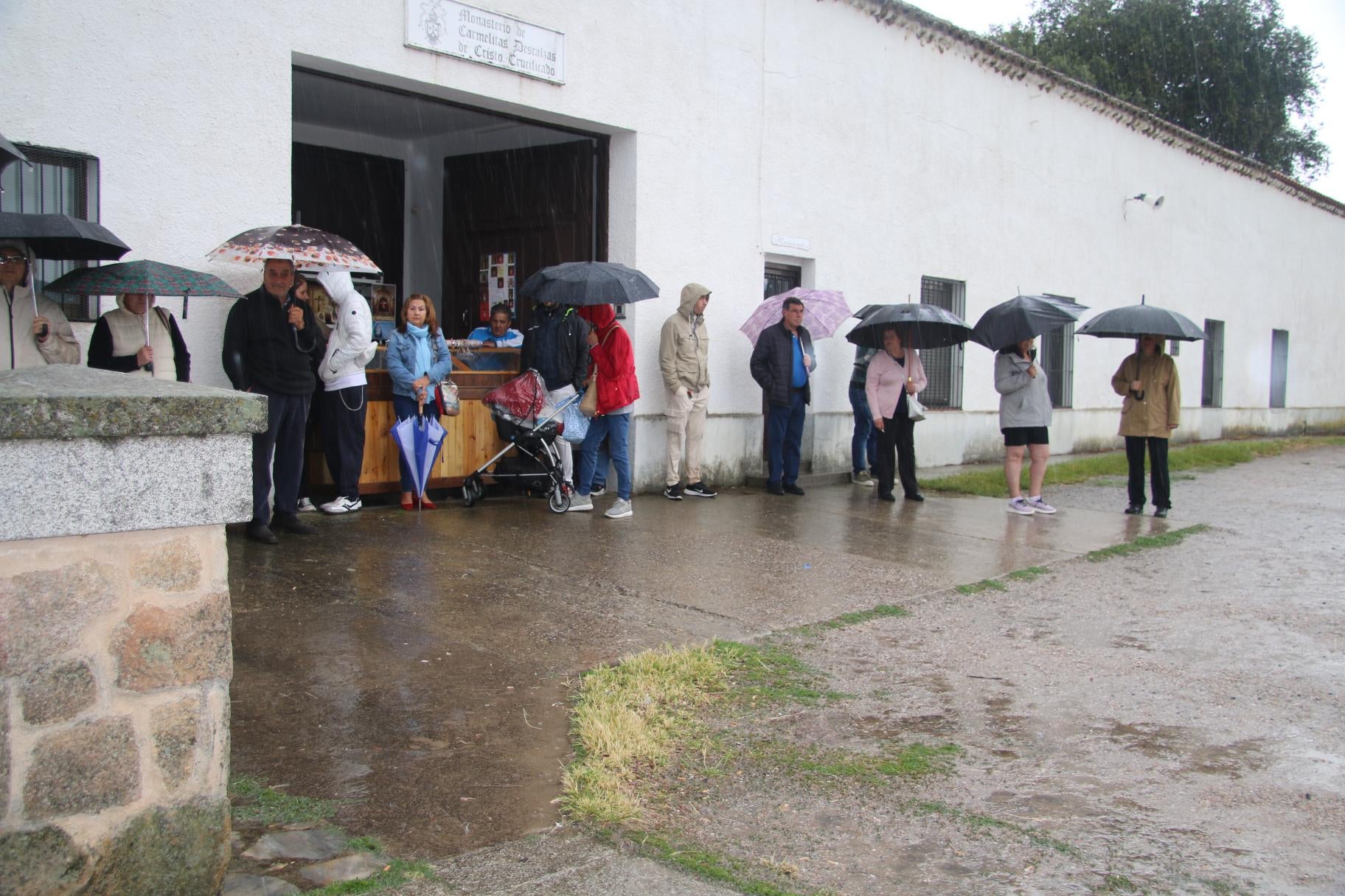 La lluvia desluce la romería grande del Cristo de Cabrera