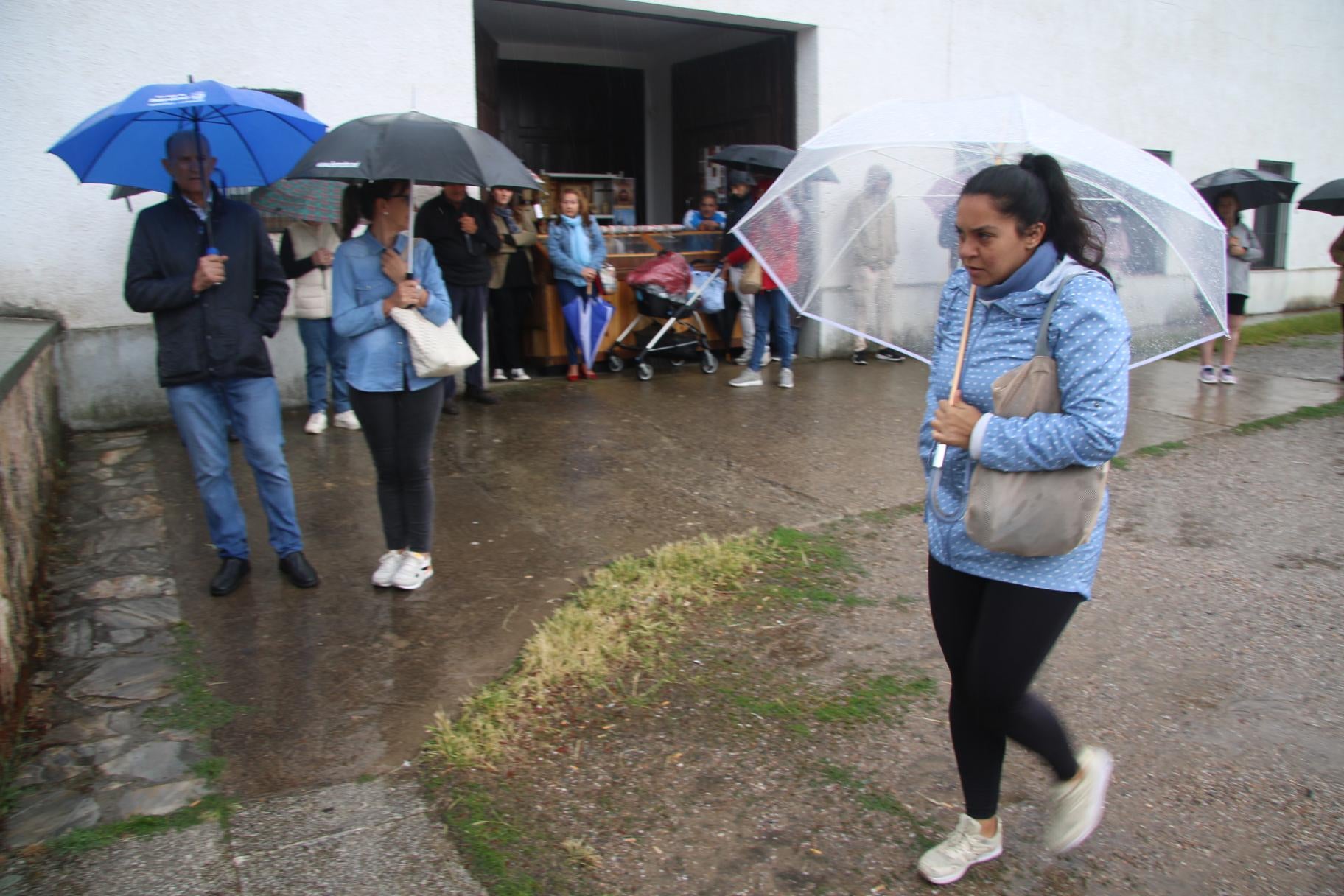 La lluvia desluce la romería grande del Cristo de Cabrera