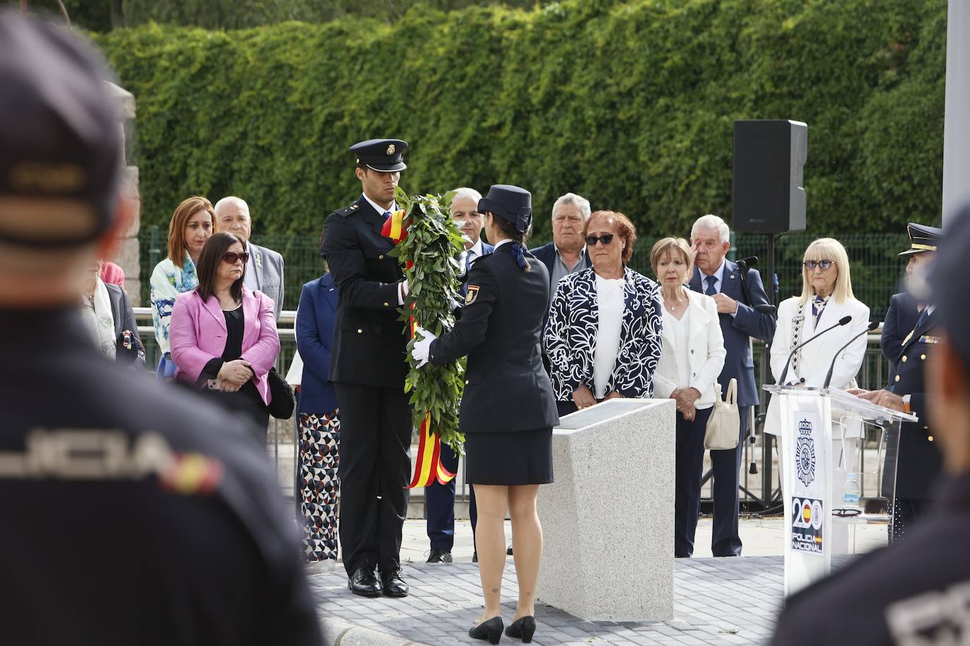 Así ha sido el emotivo recuerdo de la Policía Nacional de Salamanca a los agentes asesinados a manos de grupos terroristas