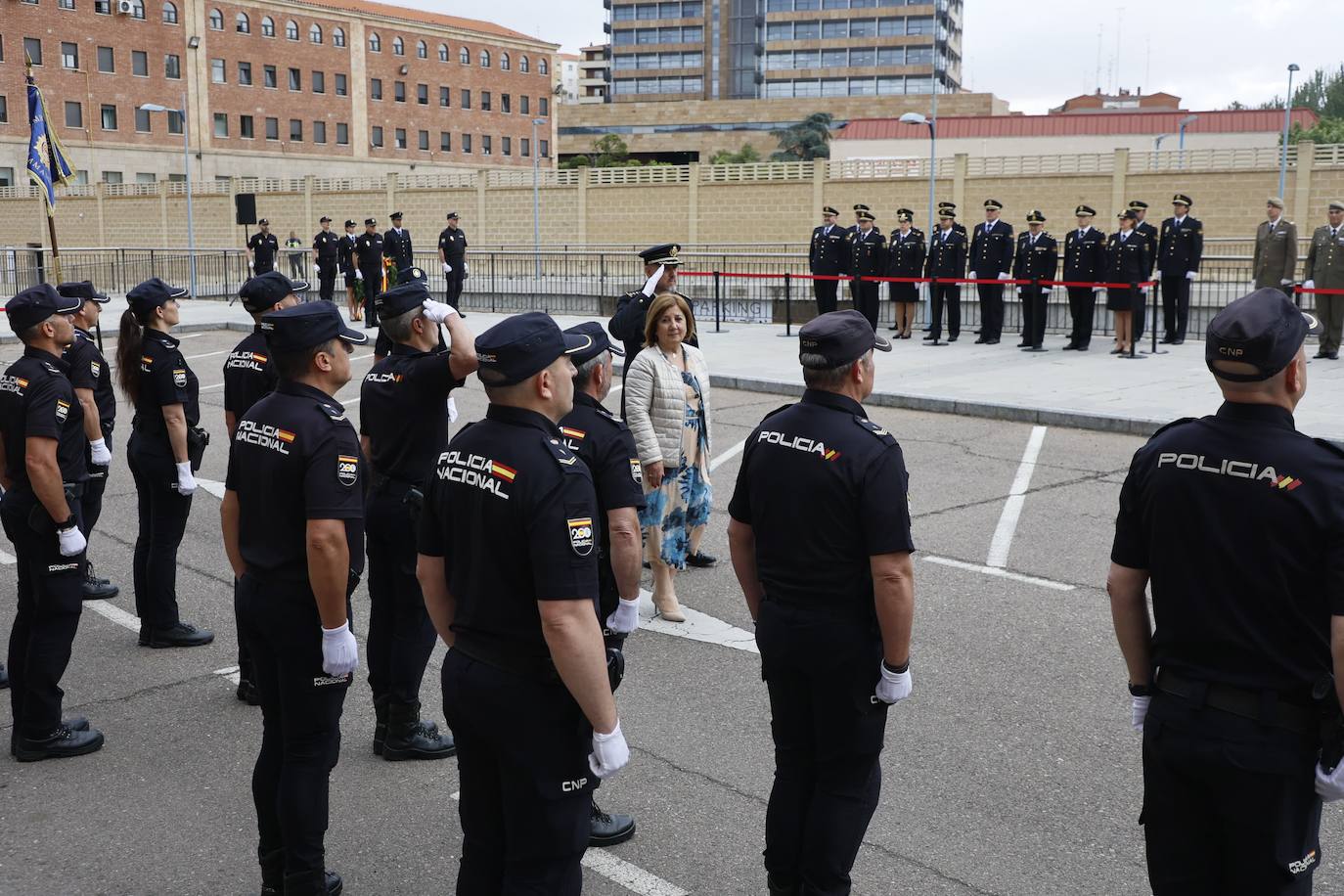 Así ha sido el emotivo recuerdo de la Policía Nacional de Salamanca a los agentes asesinados a manos de grupos terroristas