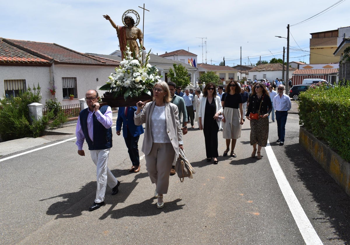 El primer paseo de San Juan Bautista ha sido en Calzada de Don Diego