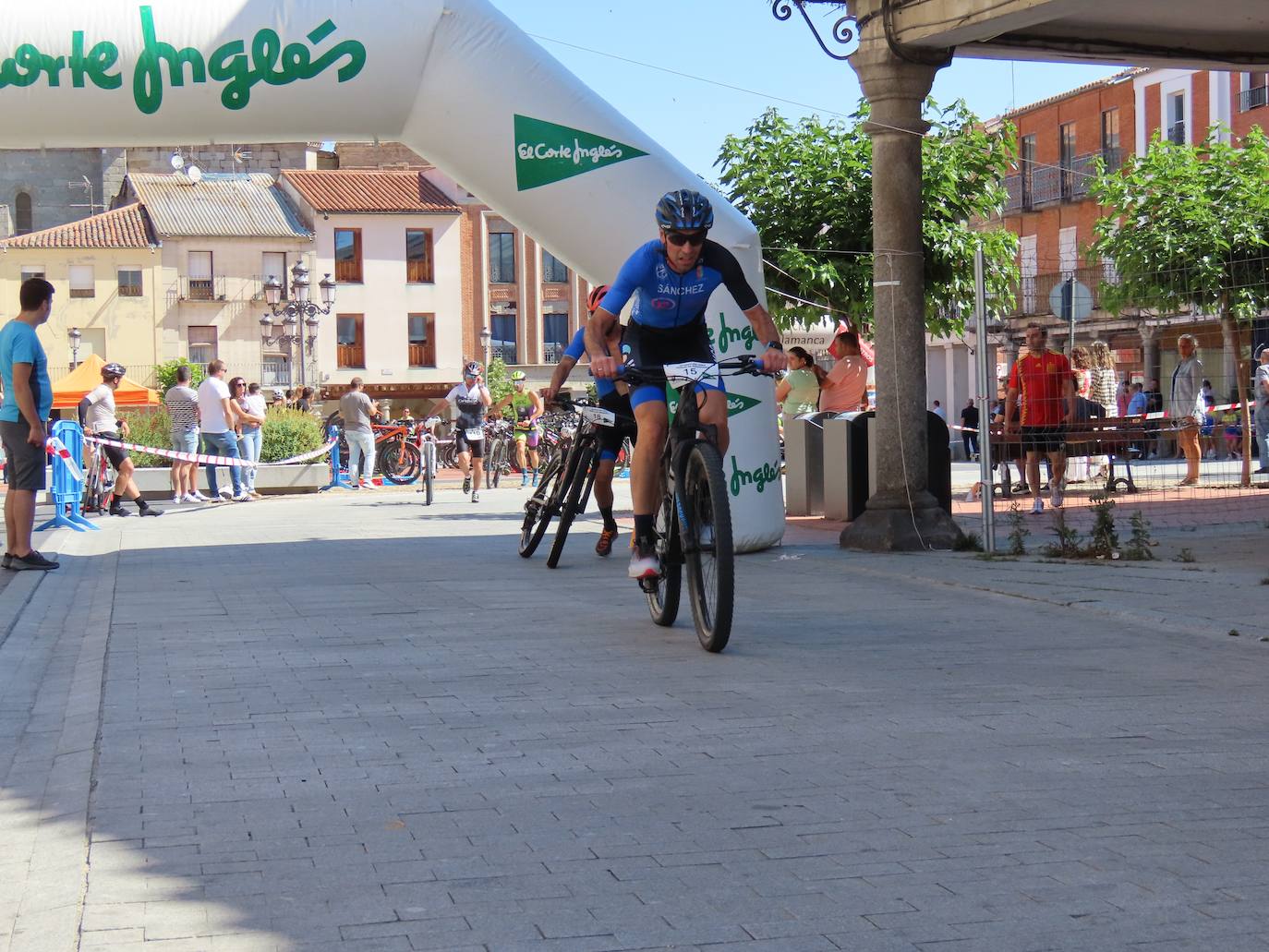 Jorge Horcajo y María Jesús Martín se imponen en el VII Duatlón Cross ‘Ciudad de Peñaranda’