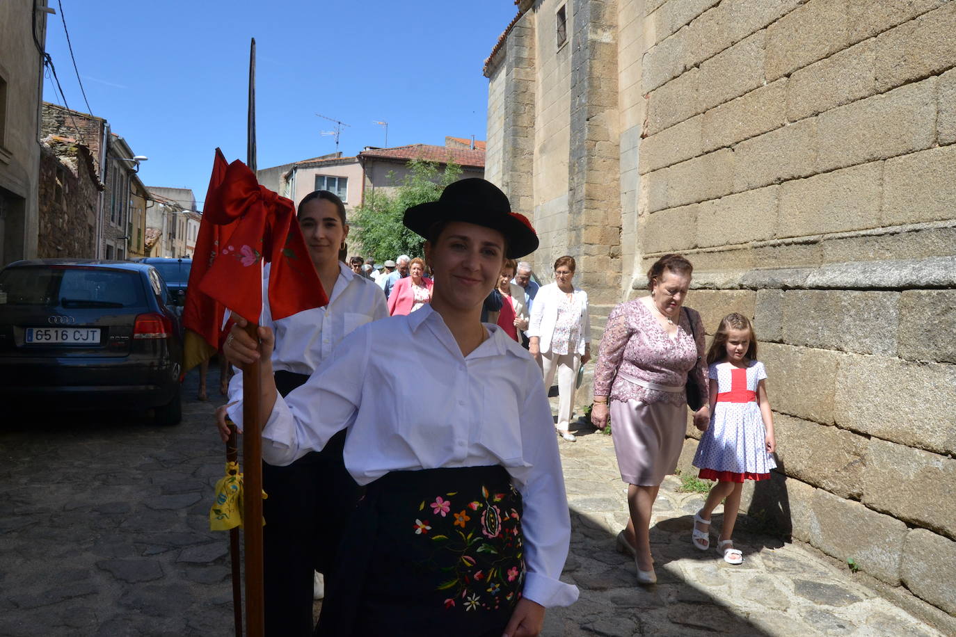 Hinojosa «echa la bandera» para vencer al poder feudal