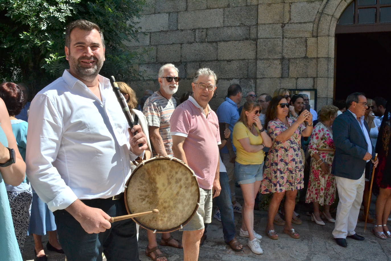 Hinojosa «echa la bandera» para vencer al poder feudal