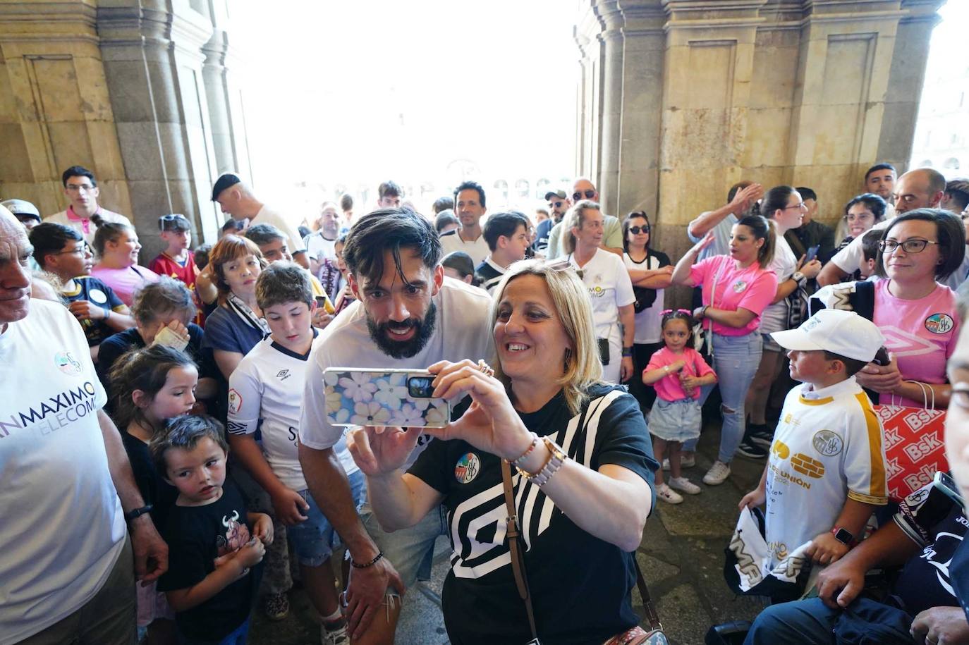 La recepción del Salamanca UDS en el Ayuntamiento, en imágenes