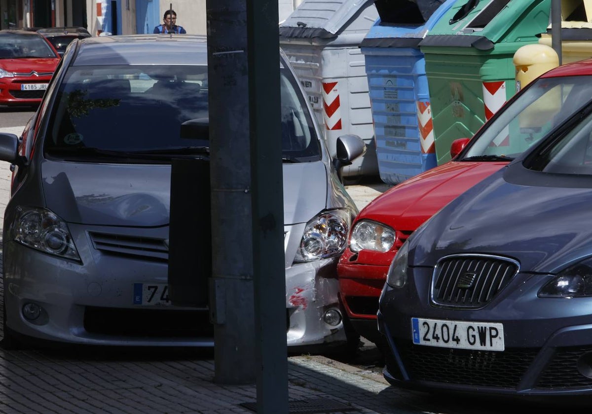 Así ha quedado el coche accidentado en la Avenida de Portugal