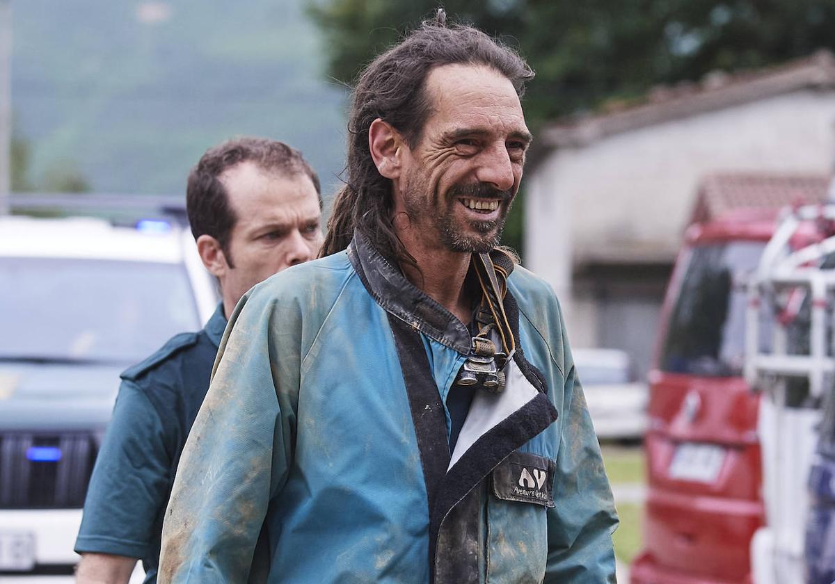 Alfonso Urrutia, el espeléologo salmantino rescatado en la tarde de este lunes