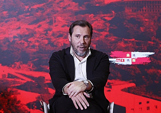 Óscar Puente, en la Escuela de Gobierno de Salamanca.