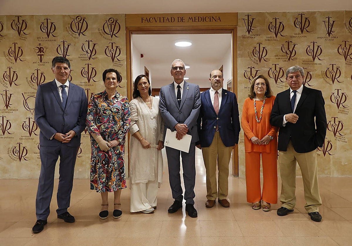 Reconocimiento de Medicina a cuatro de sus profesores más queridos