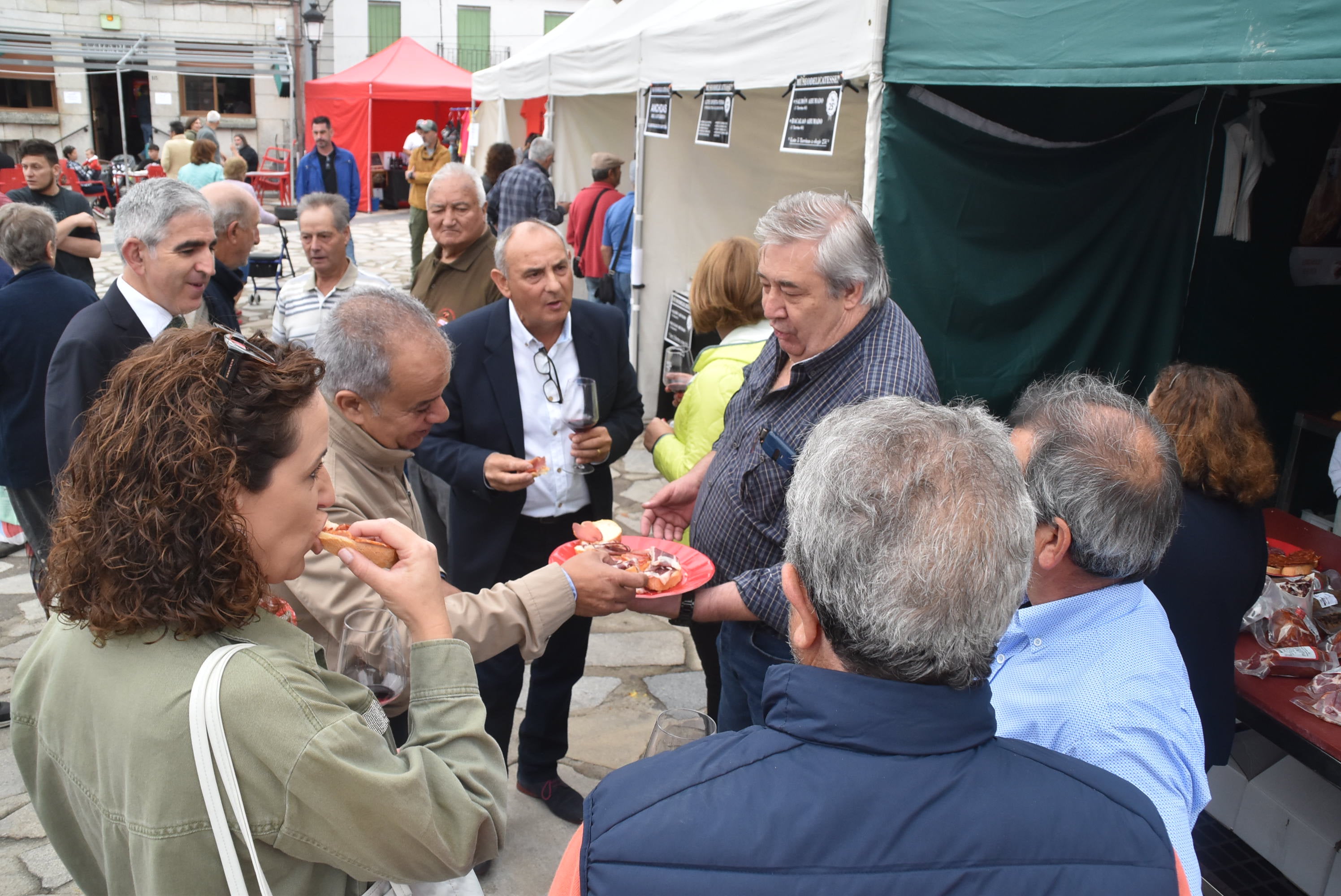 Linares reivindica su fresa autóctona