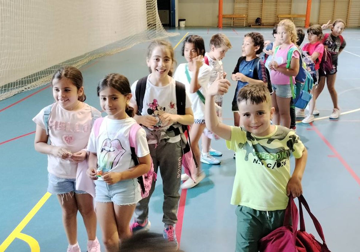 Los escolares han comenzado este lunes su participación en «Verano en Guijuelo».