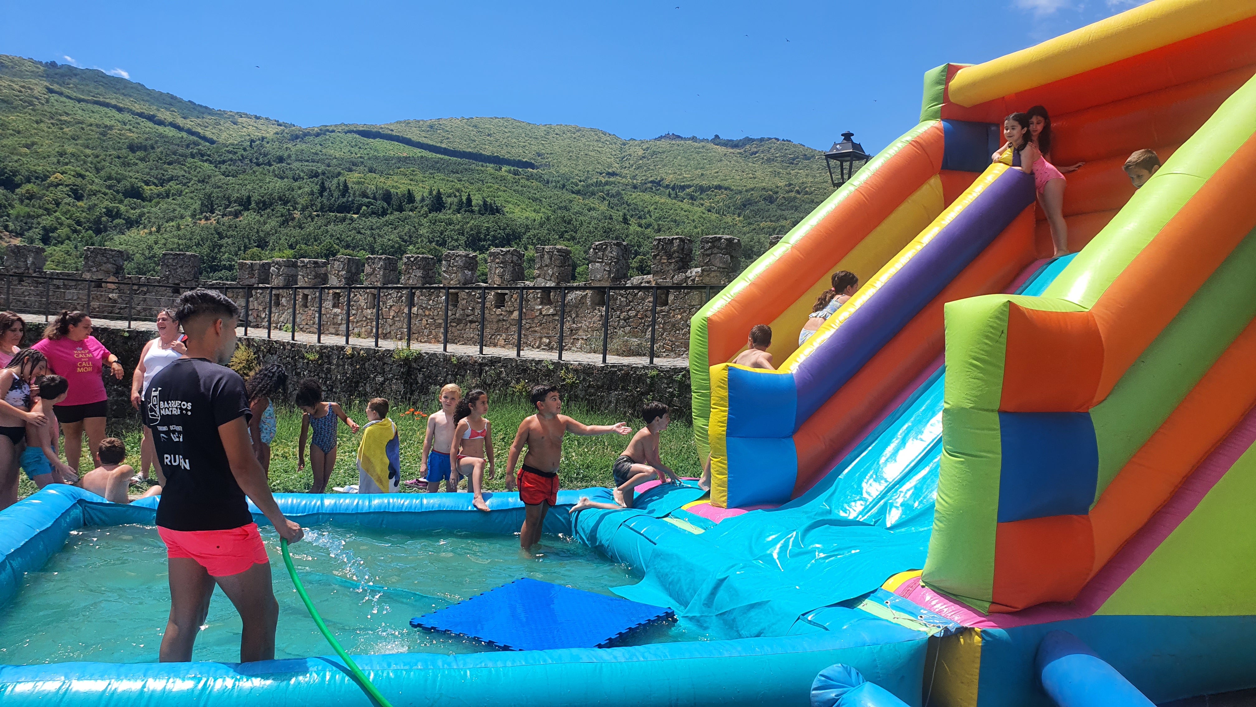 El barrio de La Antigua en Béjar despide unas fiestas con buena participación del público