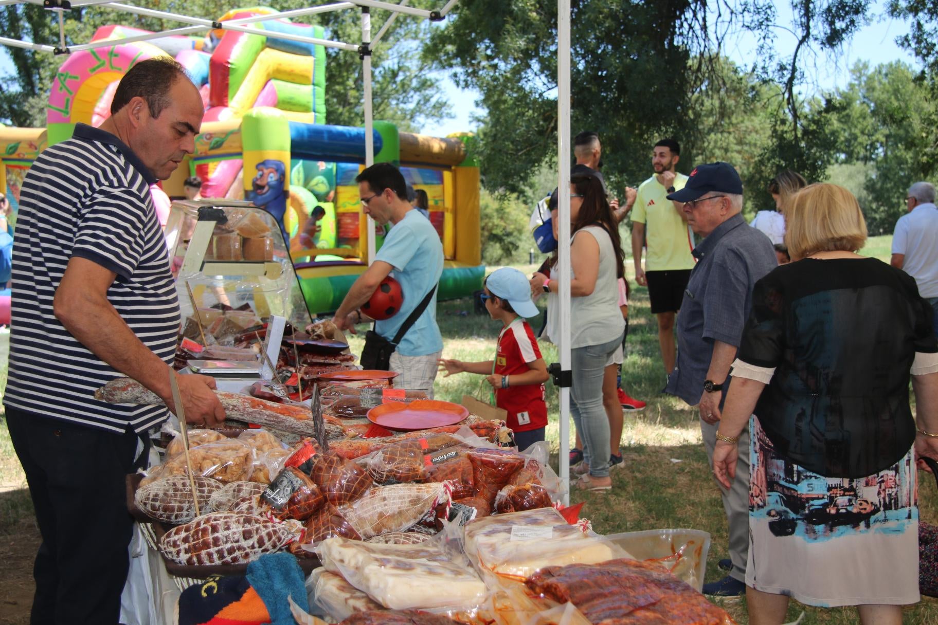 El público responde al tirón de la Feria del Comercio de Santa Marta