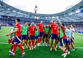 Imagen de la Selección celebrando la victoria frente a Alemania