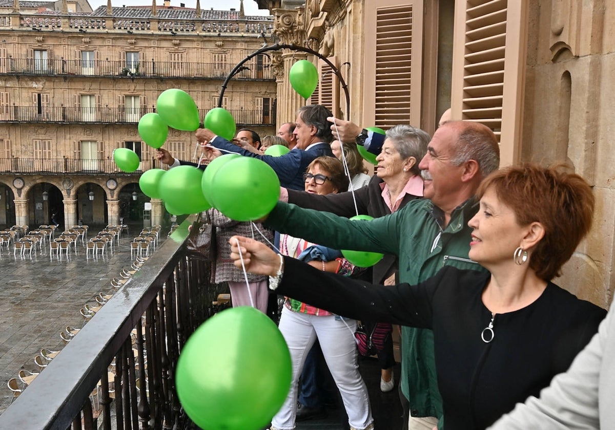 Acto por el Día Mundial del Alzheimer en la Plaza Mayor.