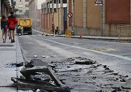 Obras en la calle Padre Estete, junto a los Salesianos