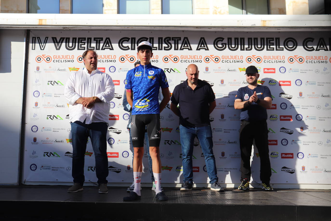 Acento portugués en el inicio de la IV Vuelta Ciclista a Guijuelo cadete