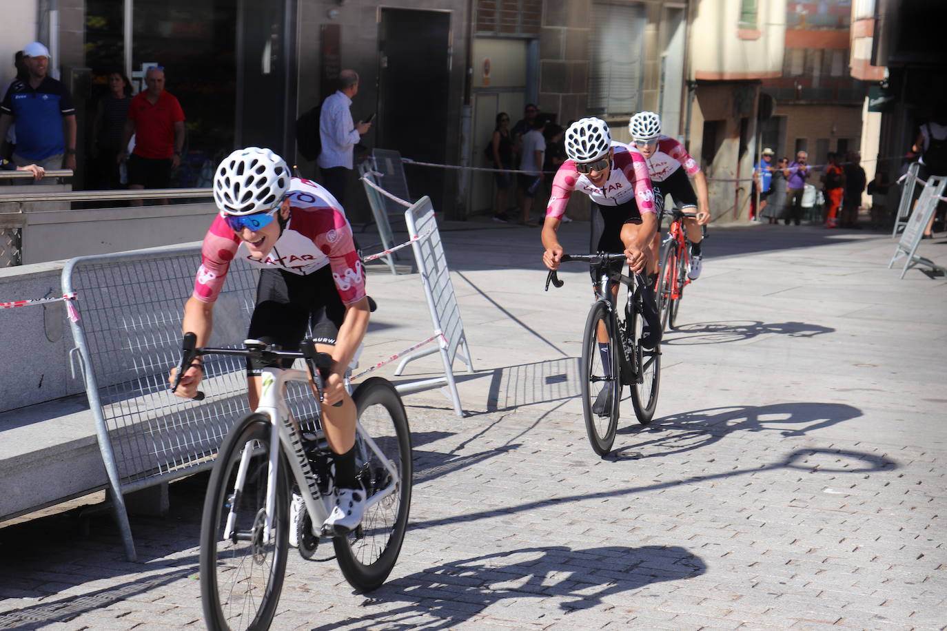 Acento portugués en el inicio de la IV Vuelta Ciclista a Guijuelo cadete