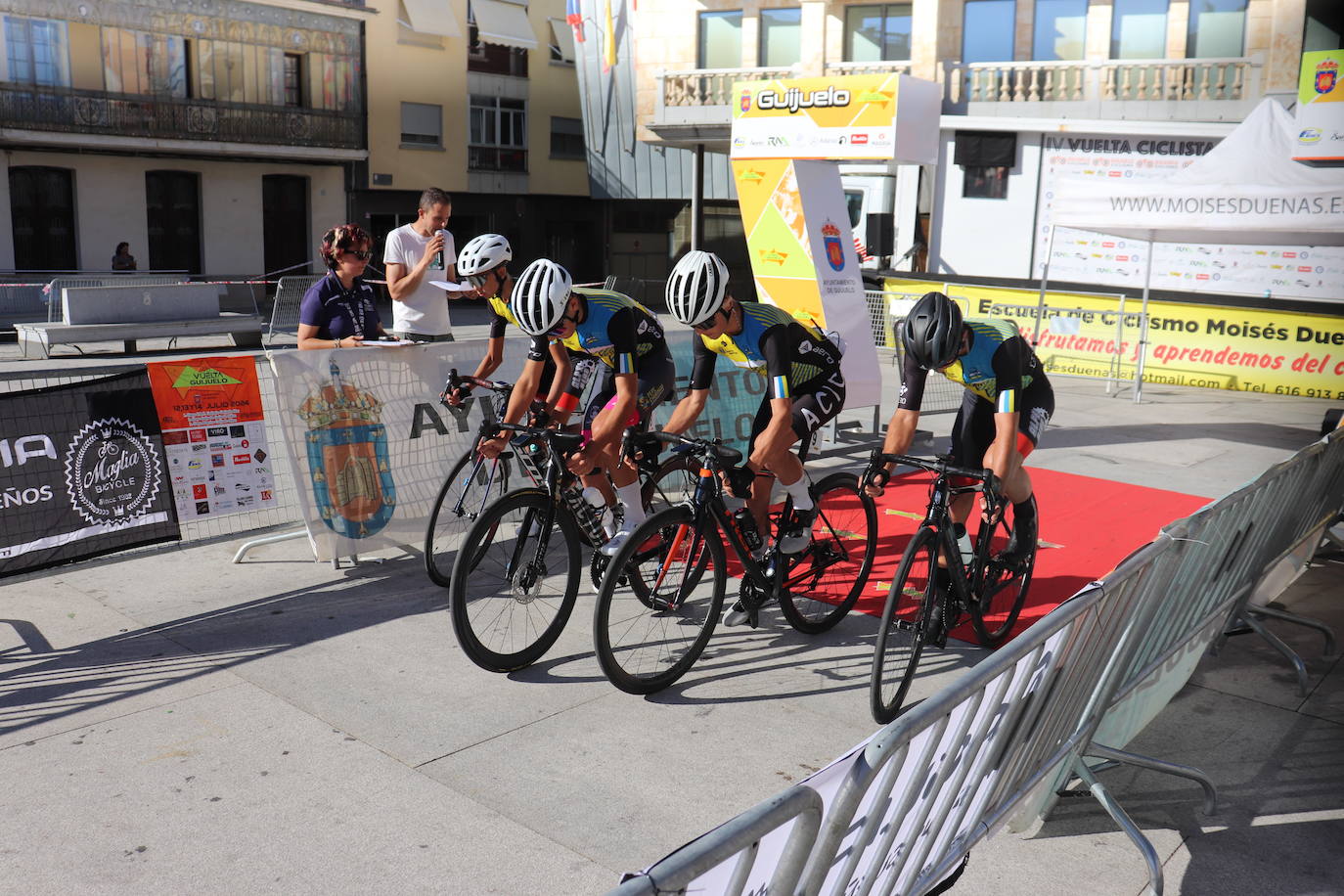 Acento portugués en el inicio de la IV Vuelta Ciclista a Guijuelo cadete