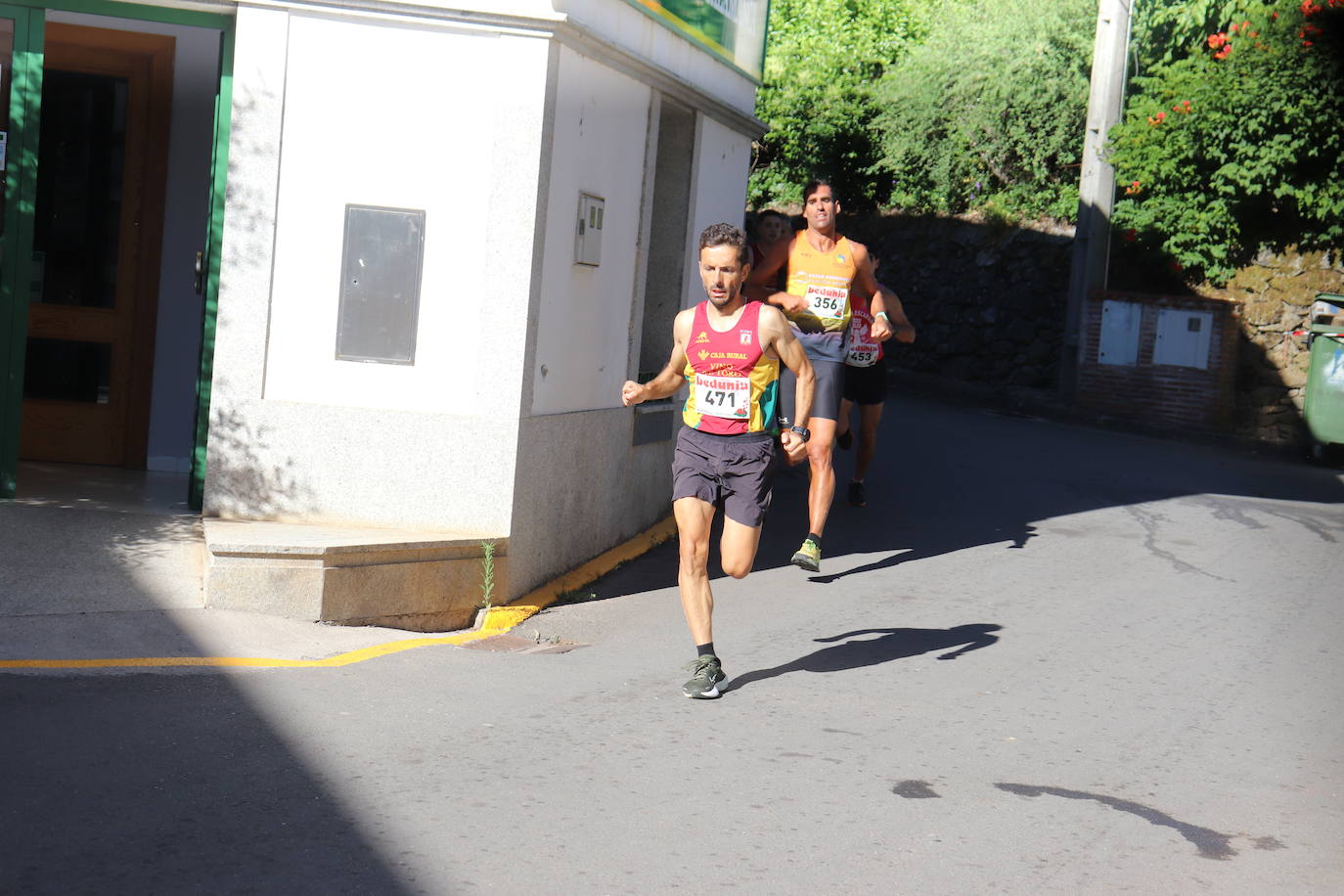 Linares de Riofrío disfruta con el cross de la Honfría