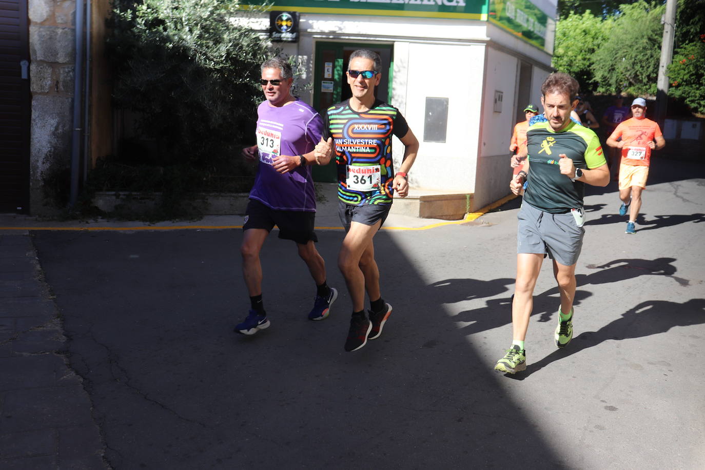 Linares de Riofrío disfruta con el cross de la Honfría