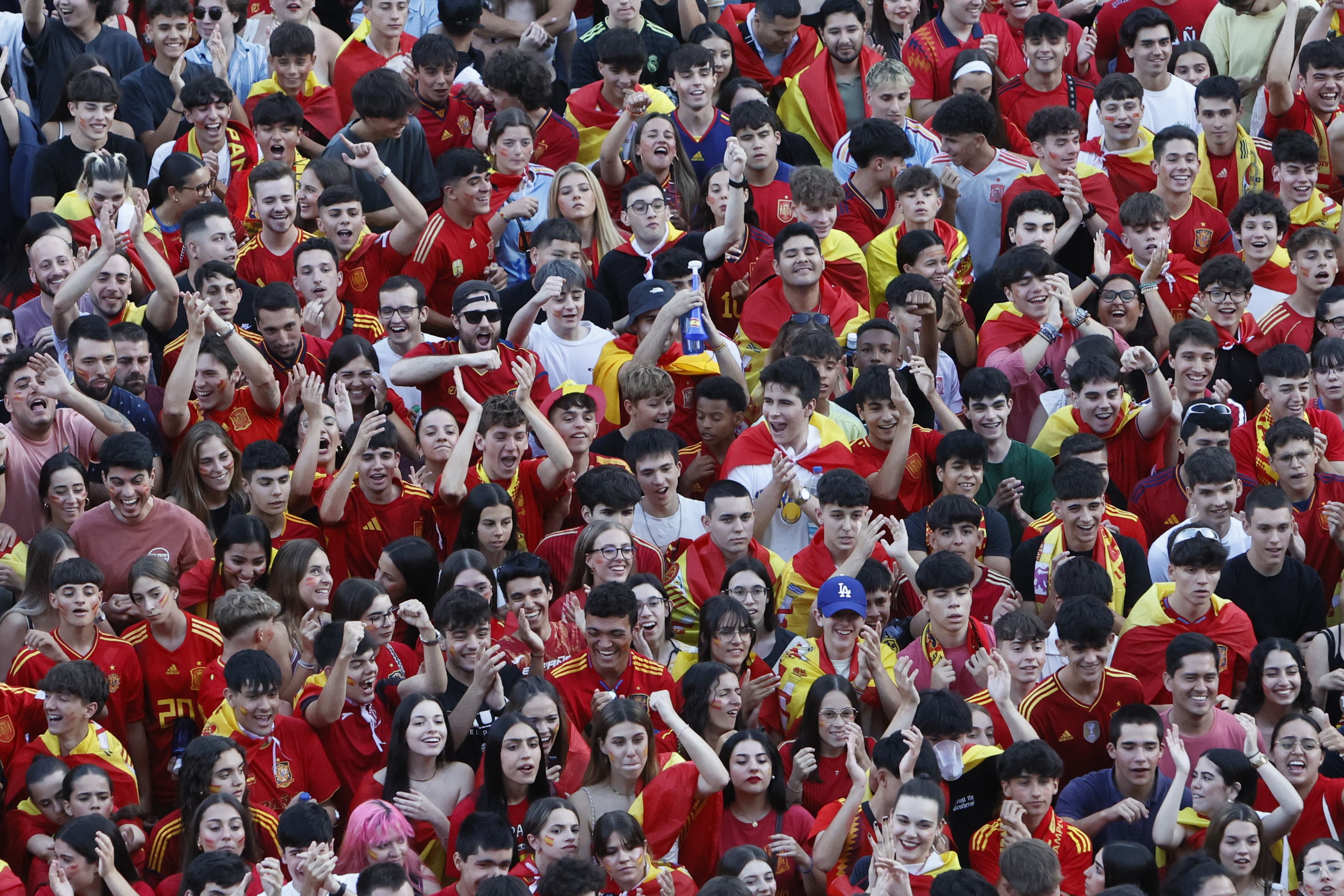 Salamanca sale a la calle para apoyar al combinado nacional