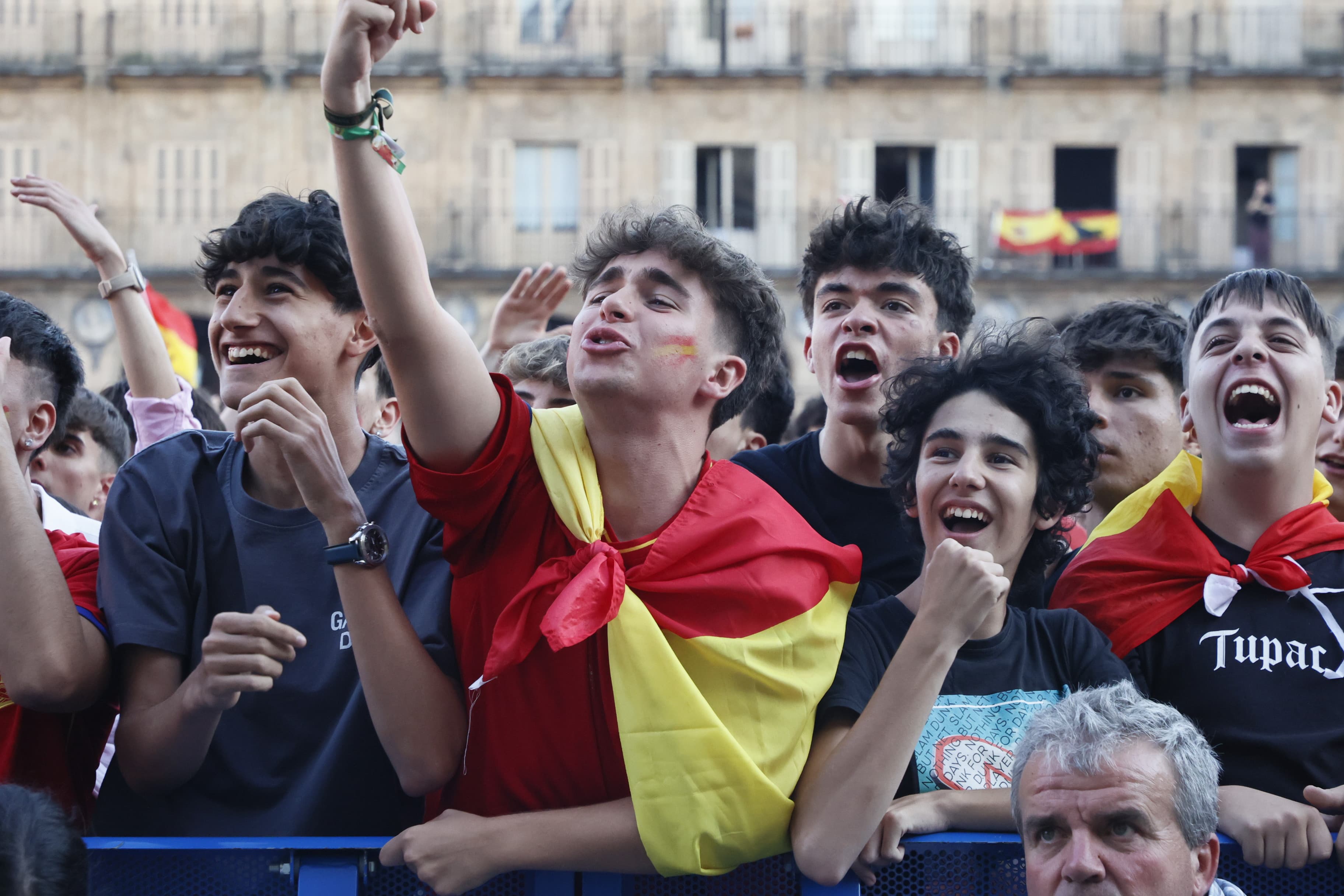 Salamanca sale a la calle para apoyar al combinado nacional