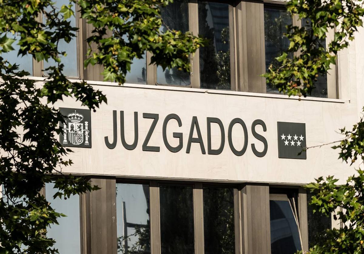 Exteriores de los Juzgados de Plaza de Castilla.