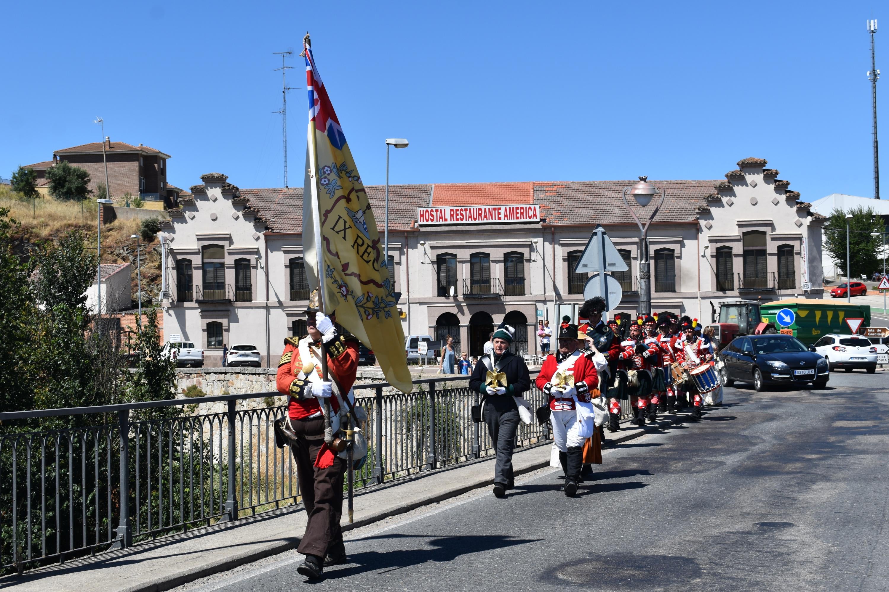 Alba de Tormes conmemora por primera vez la batalla de Los Arapiles con un desfile de época