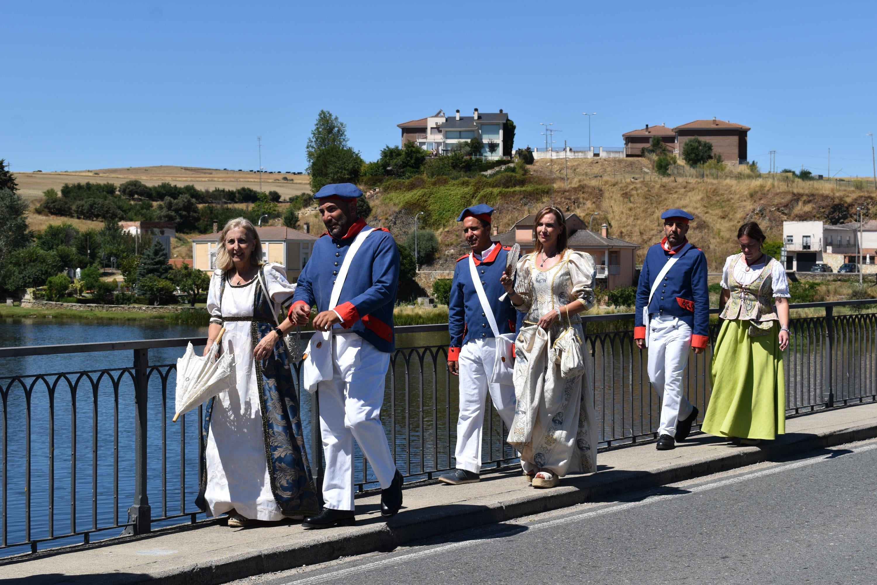 Alba de Tormes conmemora por primera vez la batalla de Los Arapiles con un desfile de época