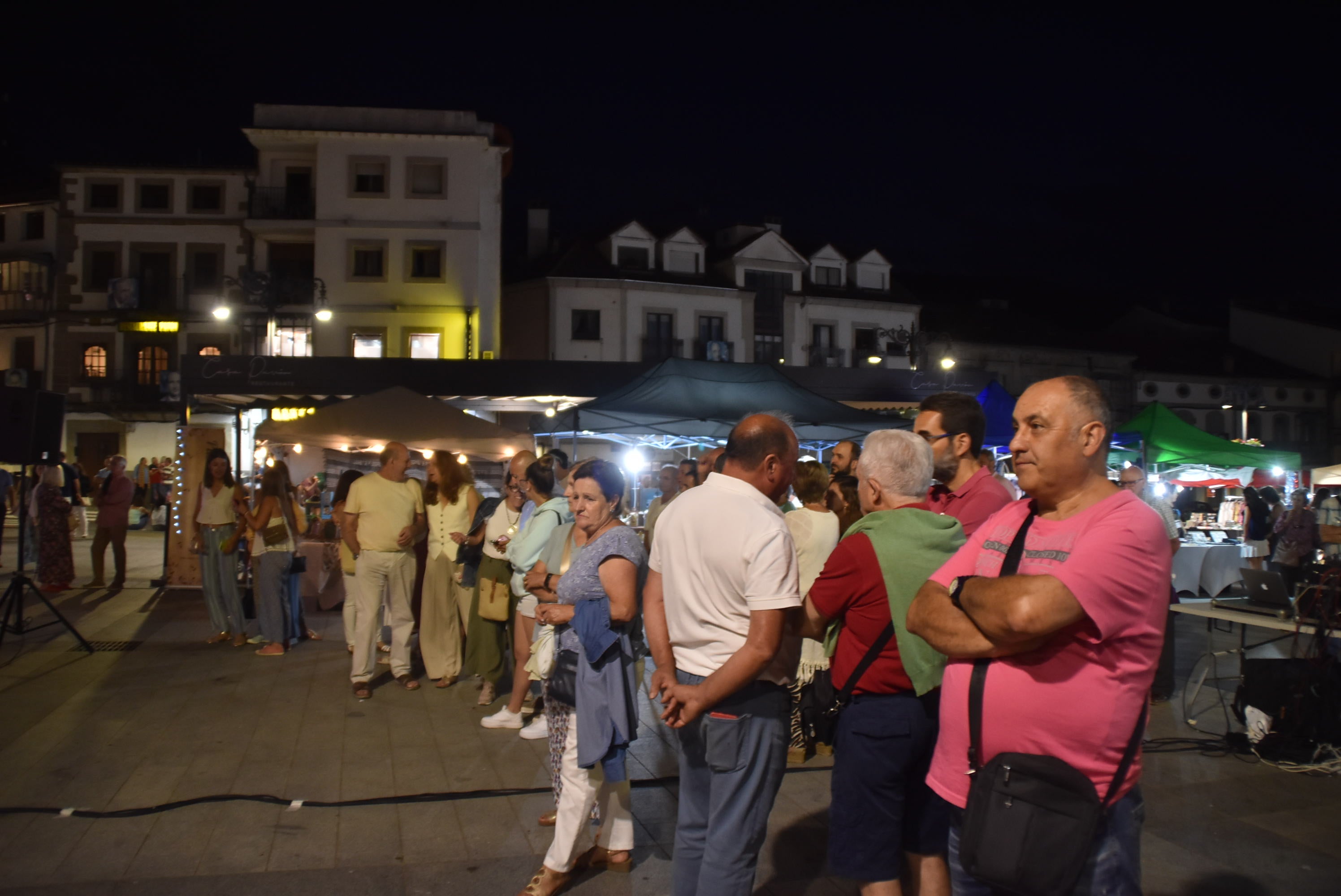 Béjar despide la Noche en Blanco con música local