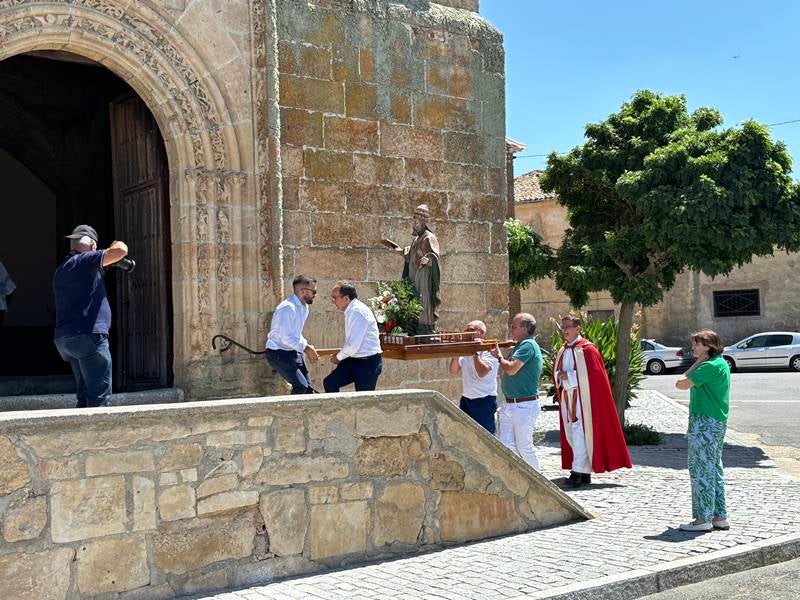 Villar de Gallimazo honra a San Pedro Advíncula