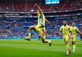 Fermín López celebra un gol ante Japón, en los Juegos Olímpicos de París.