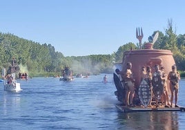 Bajada de OFNIS por el río Tormes en una edición pasada.