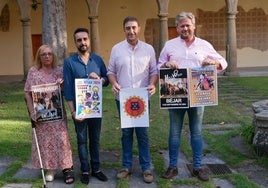 Maite Crego, Jonathan Sánchez, Javier Hernández y Rubén Martín han presentado esta tarde el programa de las fiestas.