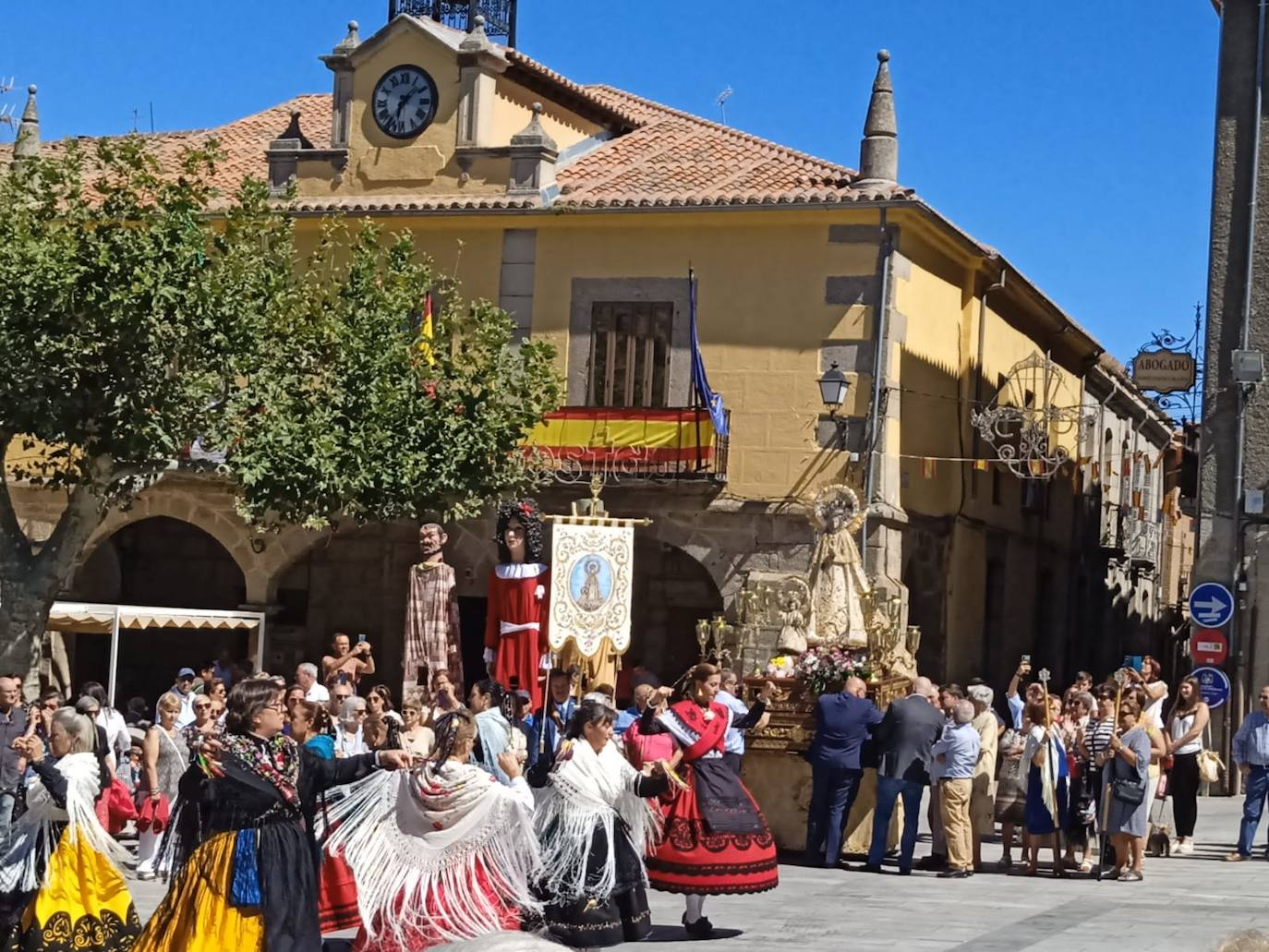 Piedrahita rinde honores a la Virgen de la Vega