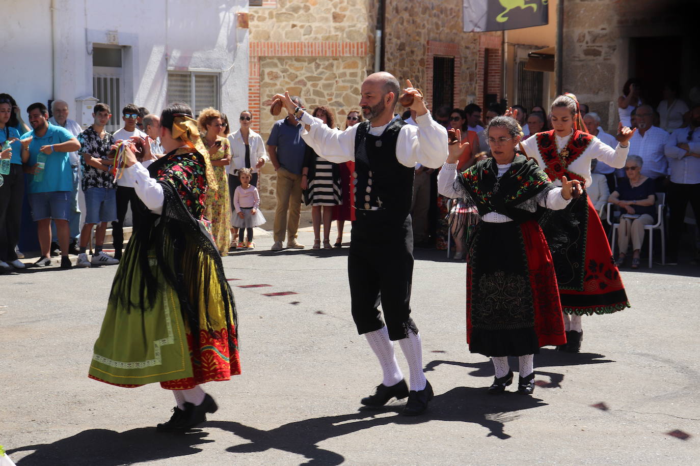 Sones de tradición para honrar a la Virgen del Carrascal en Cespedosa de Tormes