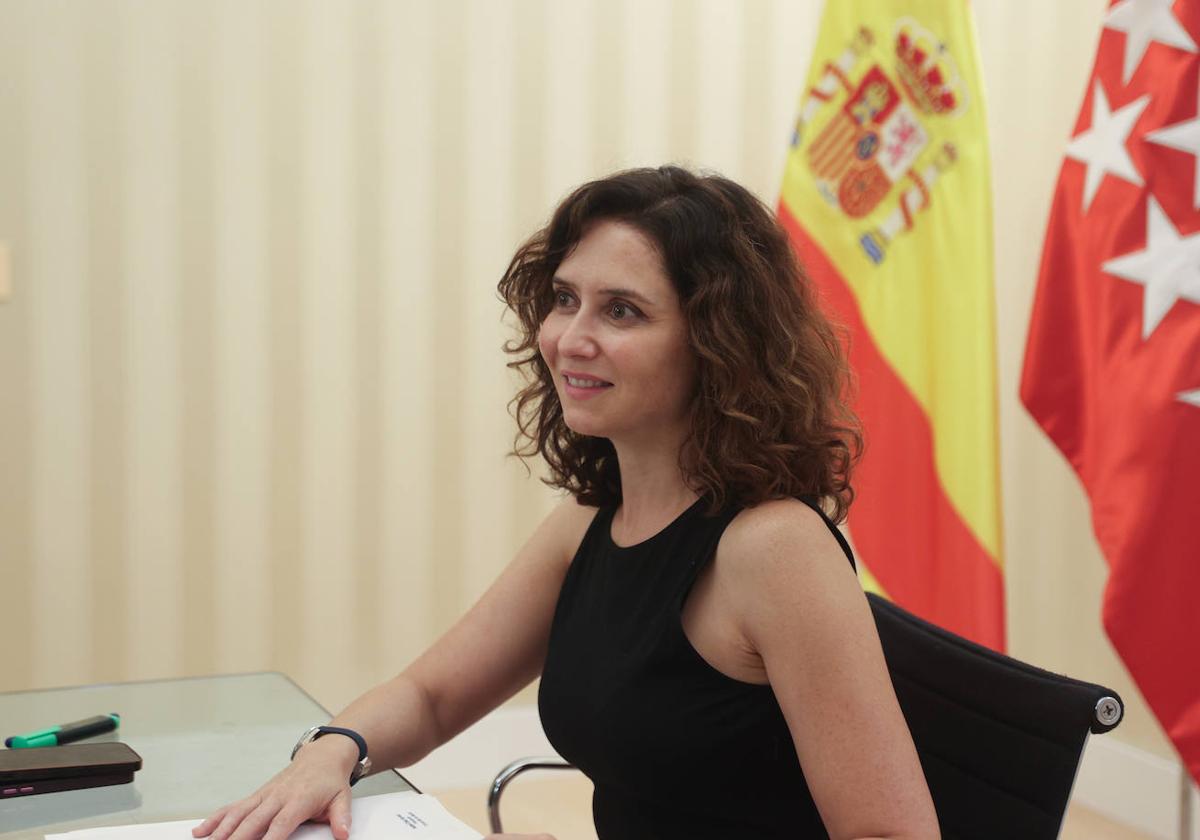 Ayuso presenta el recurso de inconstitucionalidad contra la Ley de Amnistía y pide recusación de Pumpido, Campos y Díez