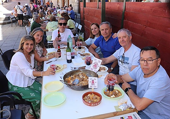 La peña Va a ser que sí ganó este año el concurso del limón serrano