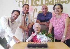 Lola González durante la celebración.