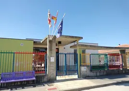 Imagen del colegio de Montejo, que tiene 25 alumnos y es cabecera de un CRA.