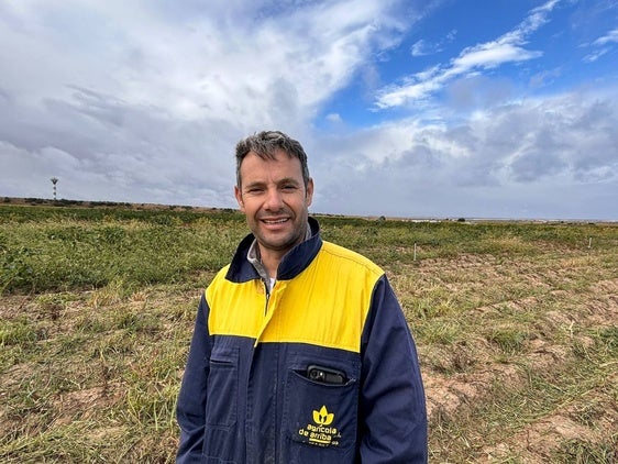 El agricultor de Villoria Daniel González.