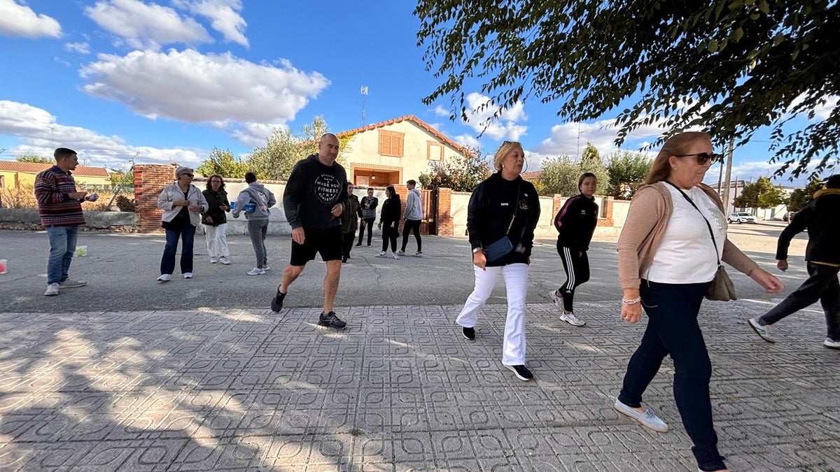 Inicio de fiesta en Nava con acento intergeneracional