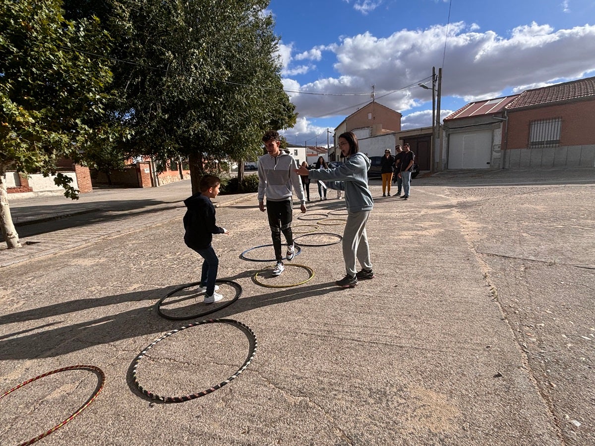 Inicio de fiesta en Nava con acento intergeneracional