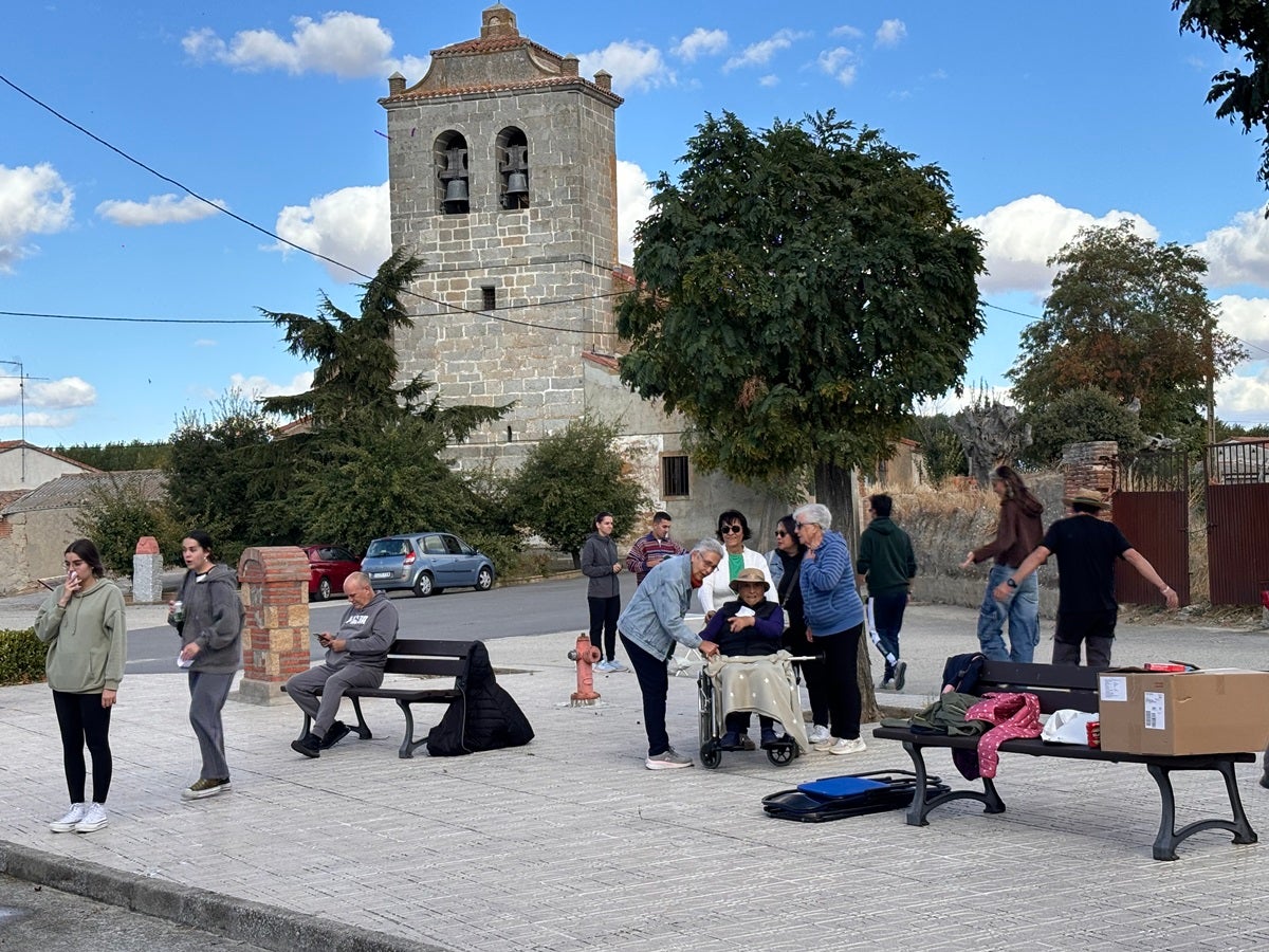 Inicio de fiesta en Nava con acento intergeneracional