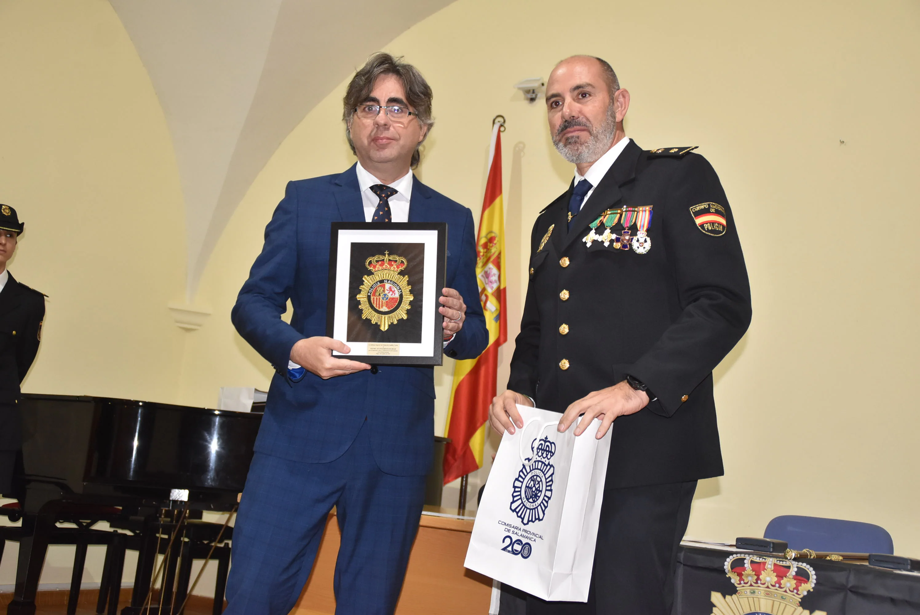 La Policía Nacional en Béjar celebra su día con la entrega de distinciones y reconocimientos