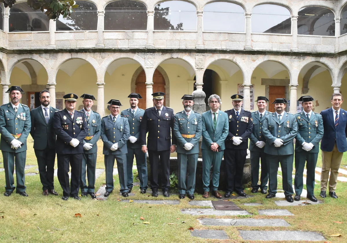 La Guardia Civil de Béjar celebra su día con misa, condecoraciones y convite